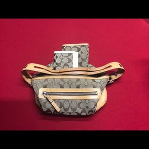 Woman Coach bag and wallet.